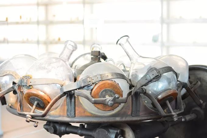 Chanel最新款香水原料诞生地,竟然就藏在这个中世纪小镇!