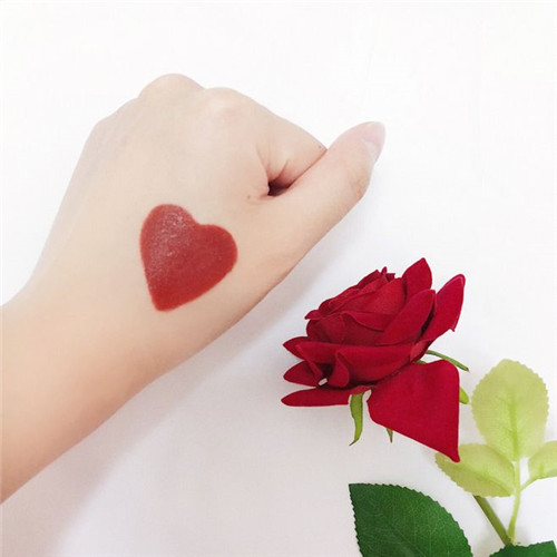 4支超好看的超级显白的口红推荐,推荐一款夏日显白的颜色