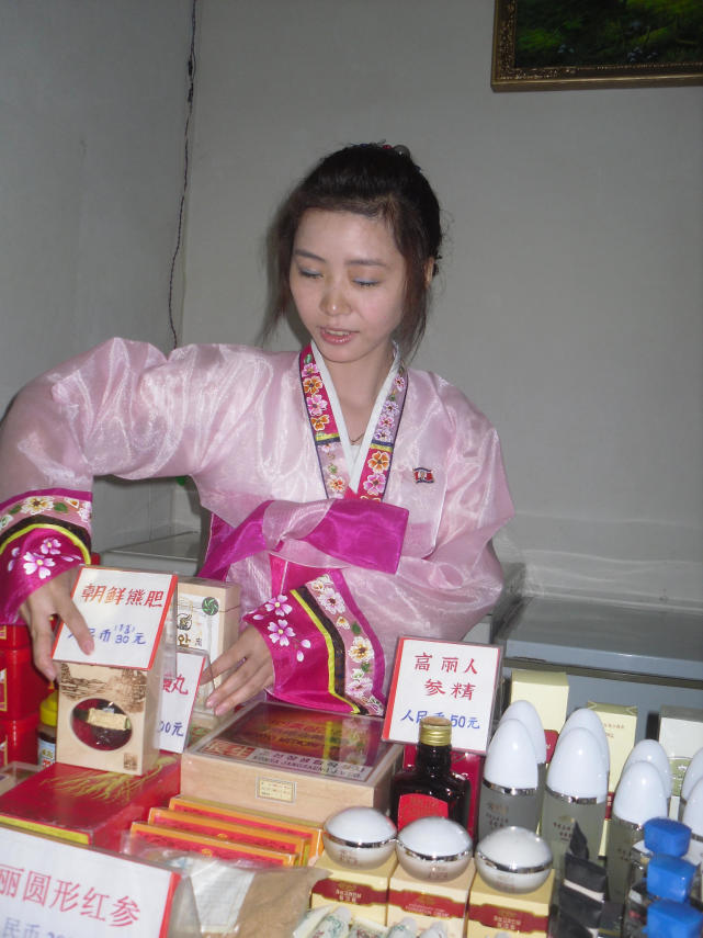 朝鲜旅游买土特产,去朝鲜一日游能买到什么特产