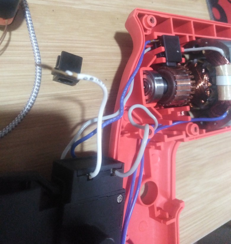 手电钻内部构造,手电钻的各组成部分图片