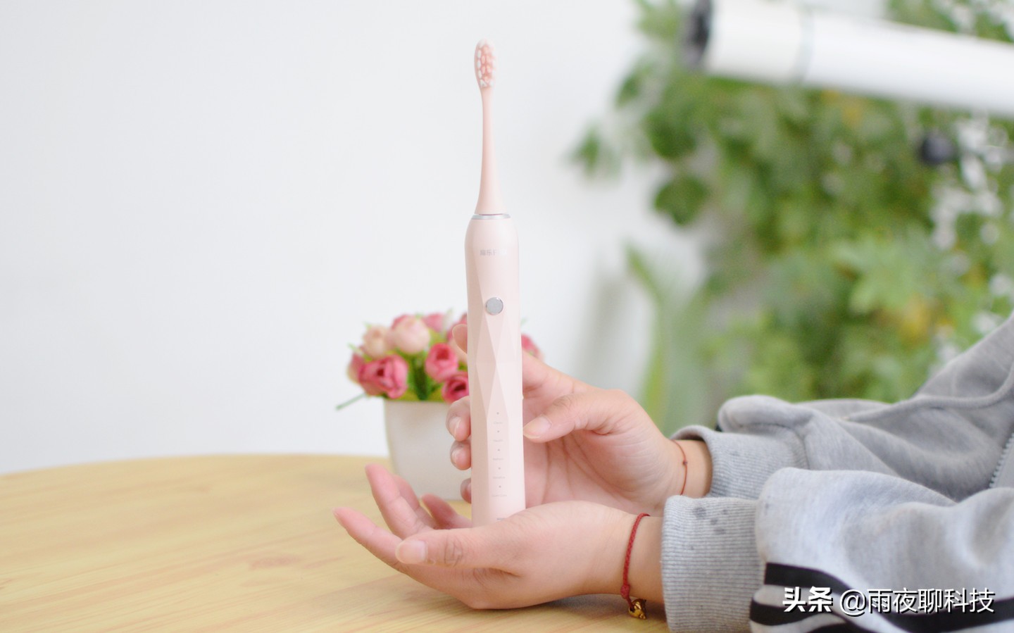 扉乐电动牙刷刷头软毛,扉乐电动牙刷有什么型号