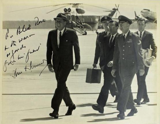 听说过“核足球”吗？不离美国总统左右，出行时副官必带之物