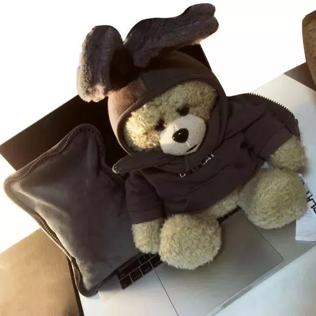 赵丽颖刘亦菲穿白衣,刘亦菲赵丽颖黑色纱裙