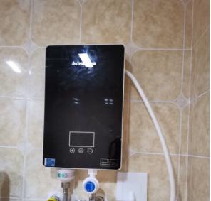 志高即热电热水器,志高即热式水电分离电热水器