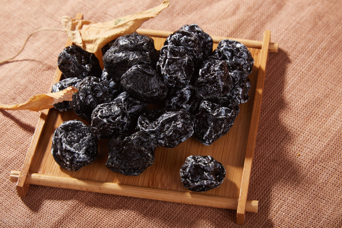 青梅10块钱一斤,青梅现在卖多少钱一斤