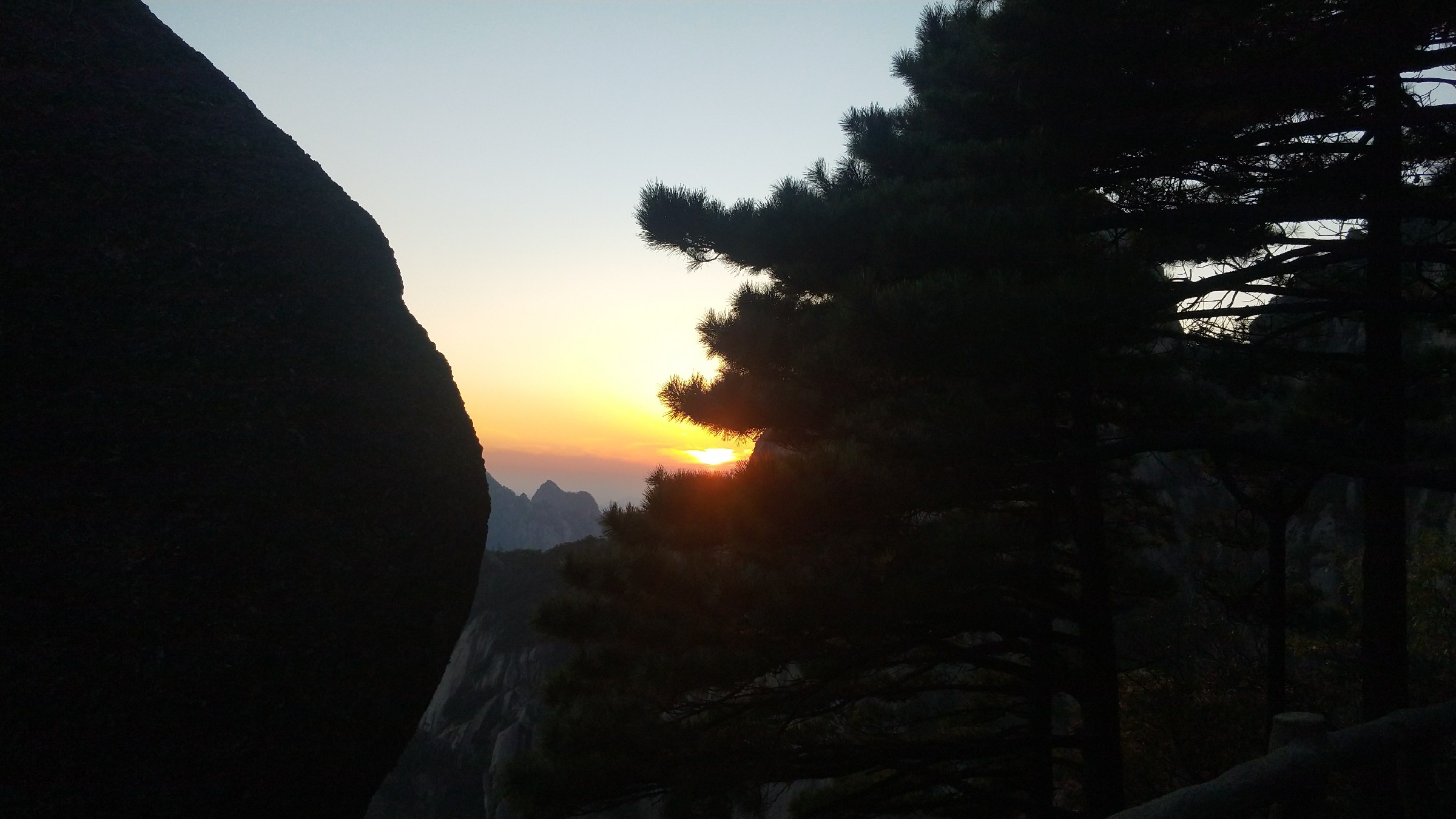 灏戝勾鏃剁殑姊︽兂榛勫北,瀛︾敓鏃朵唬姊︽兂