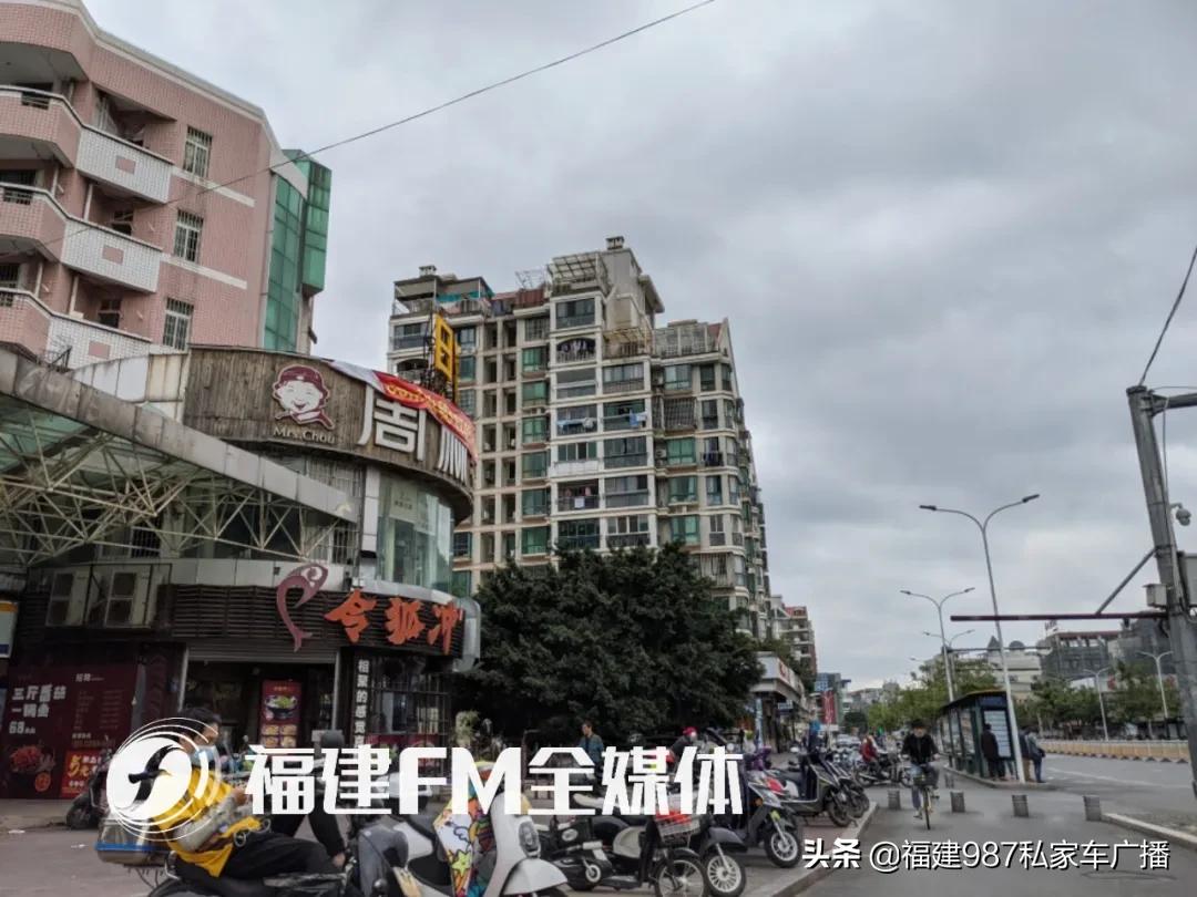 福州哪家令狐冲烤鱼好吃,令狐冲烤鱼福州宝龙店