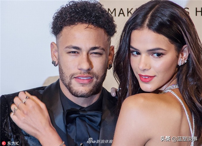 布鲁娜和内马尔写真,巴西女星布鲁娜马尔科辛