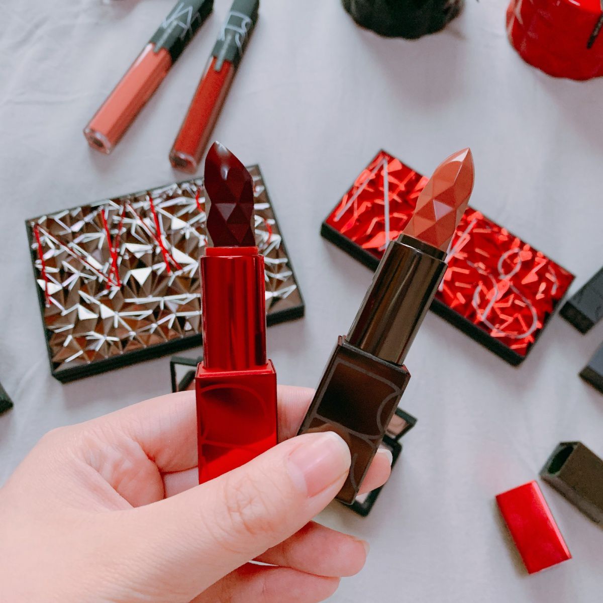 99元开售!彩妆界拉开年度大战,圣诞限量哪家强?