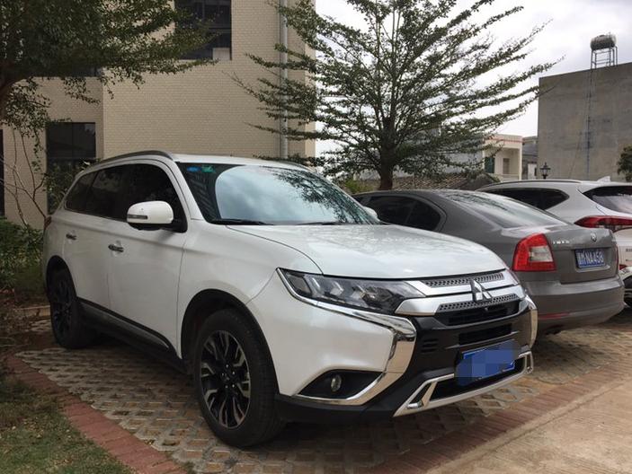 三菱欧蓝德行驶感受,三菱欧蓝德日常用车保养价格