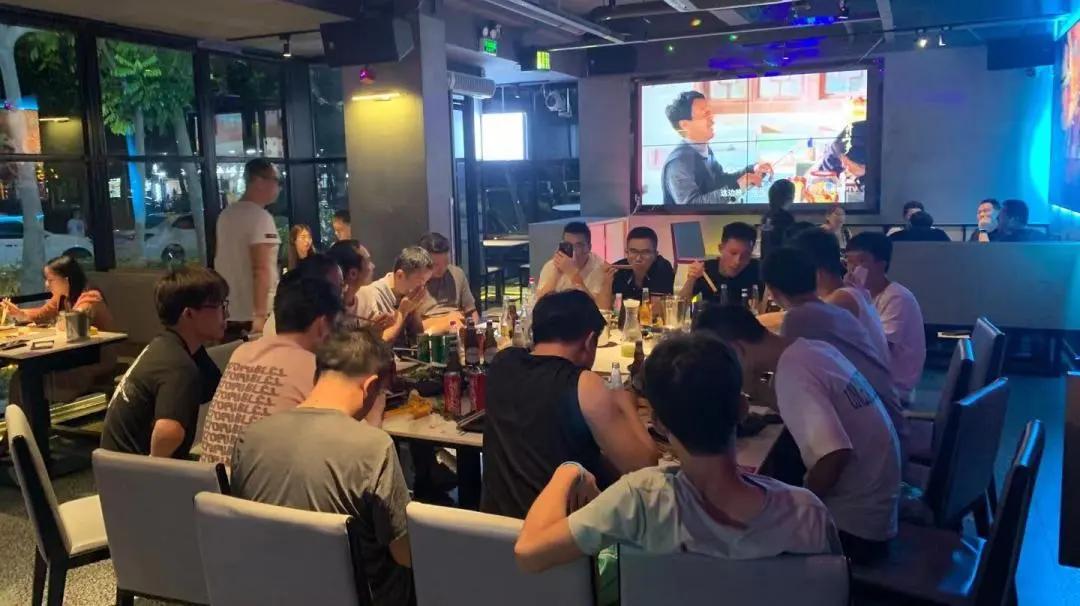 一家环境超好的音乐烧烤餐吧,69元烧烤音乐餐厅