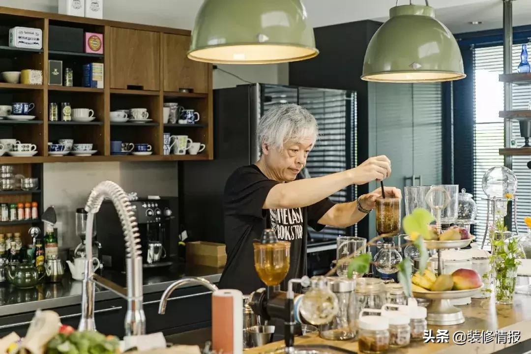 花200万在自己老家盖一栋三层别墅,农村夫妻攒35年钱建540平别墅