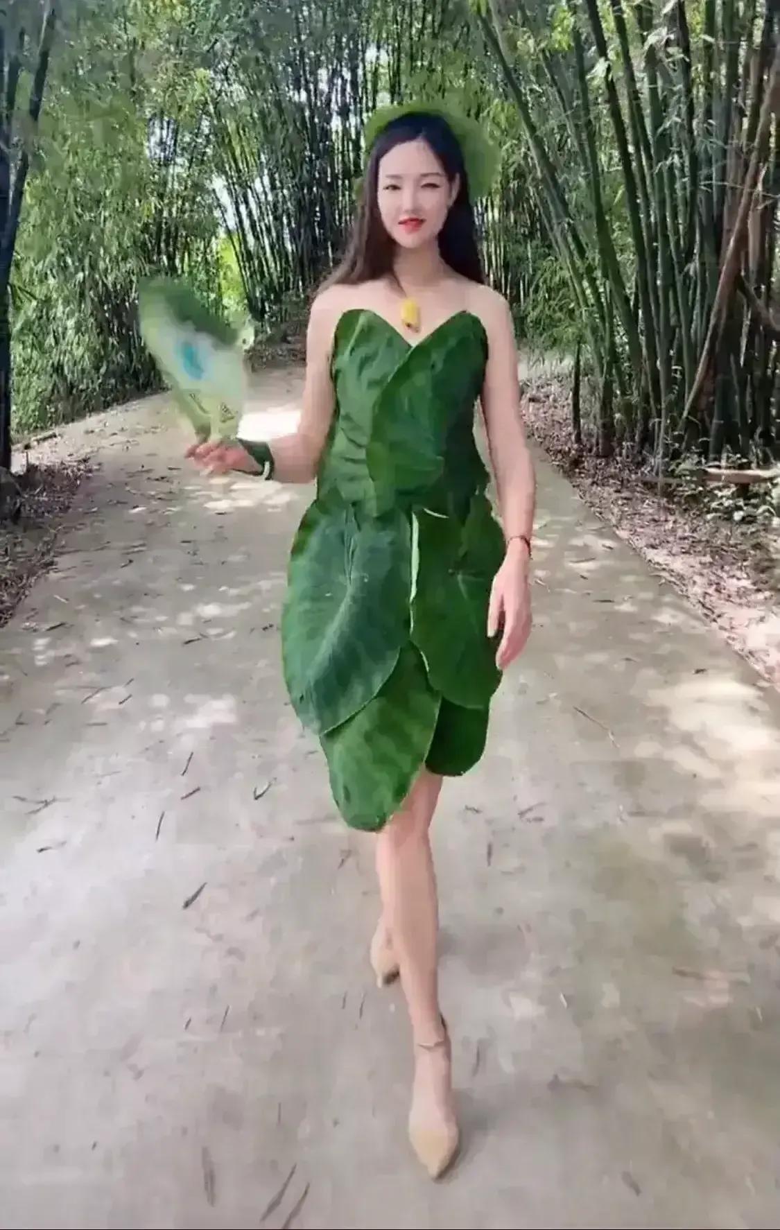 自己设计环保服装,大学生女生设计感衣服推荐