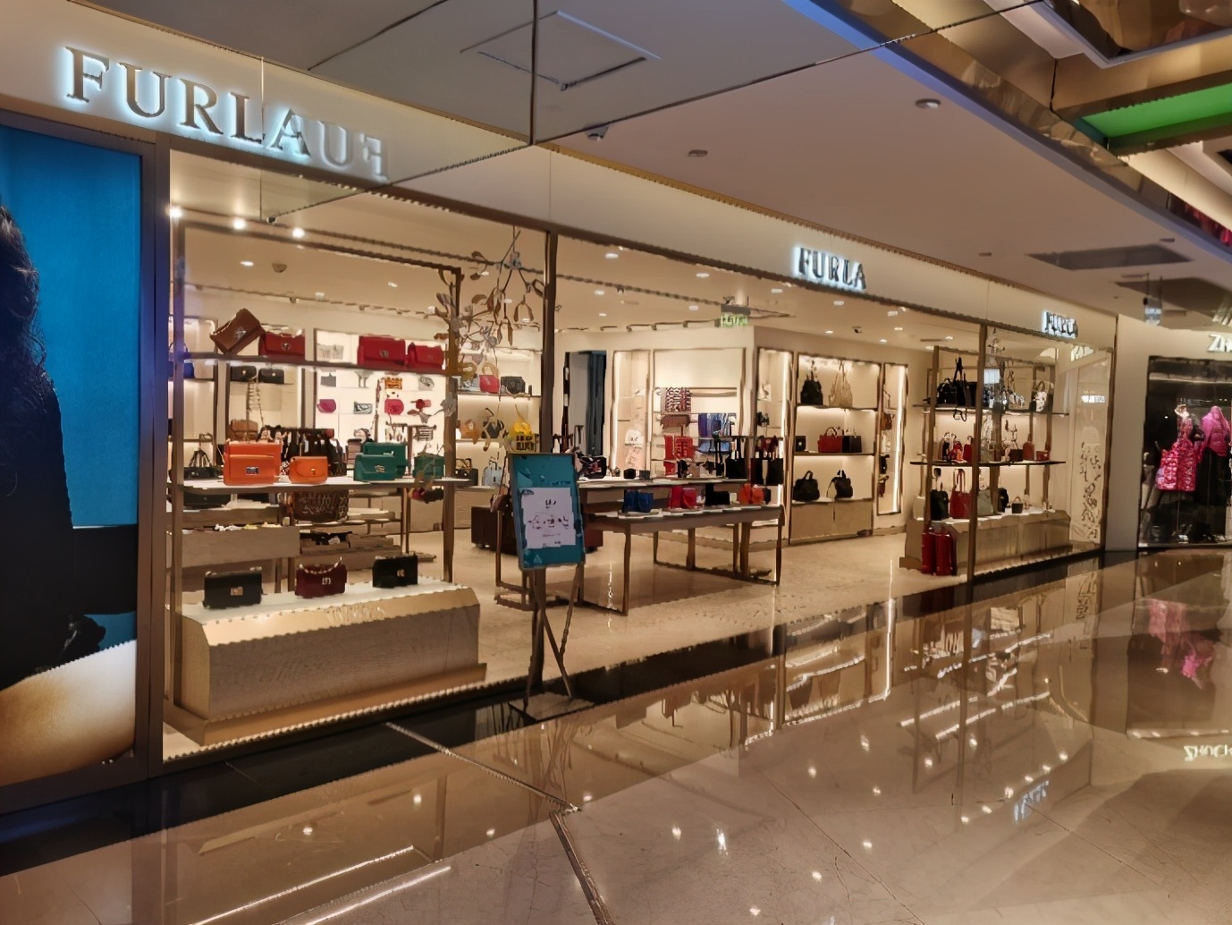 「和小赵，看太原」来长风街，一起走进奢侈品大楼