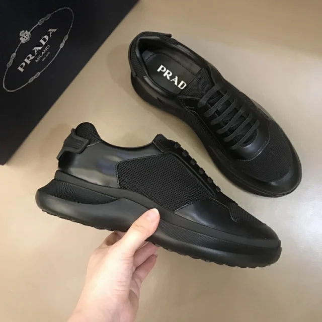 普拉达最新款黑武士跑鞋,普拉达黑武士610