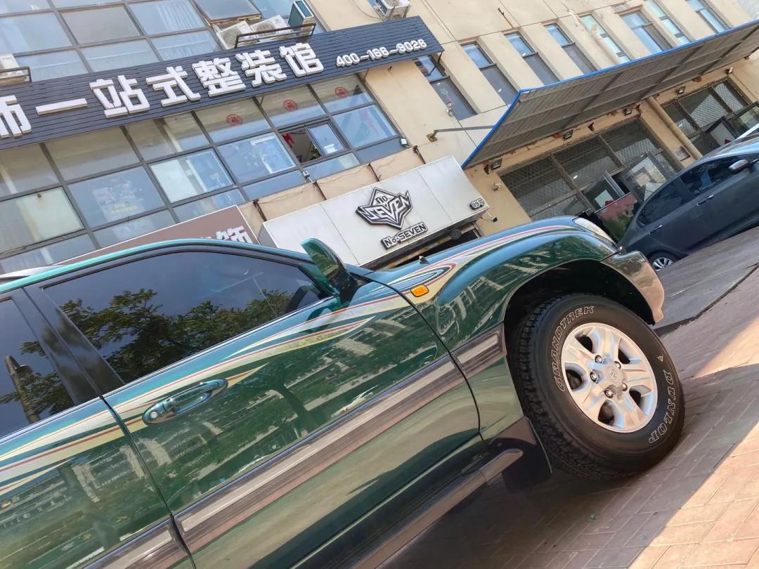 怪兽车翻新视频,怪兽搞老车