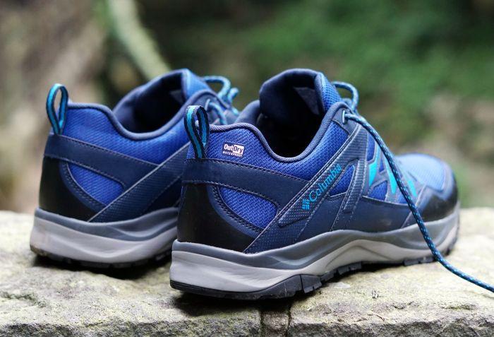 哥伦比亚冲锋衣omnitech,哥伦比亚冲锋衣奥米测评