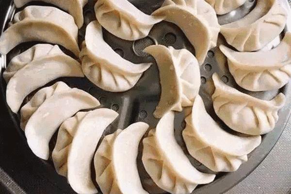 淀粉和勾芡的面粉是一样的吗,淀粉生粉芡粉区别