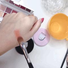 妆后没有想象中好看？想要提升化妆技巧，离不开这些工具