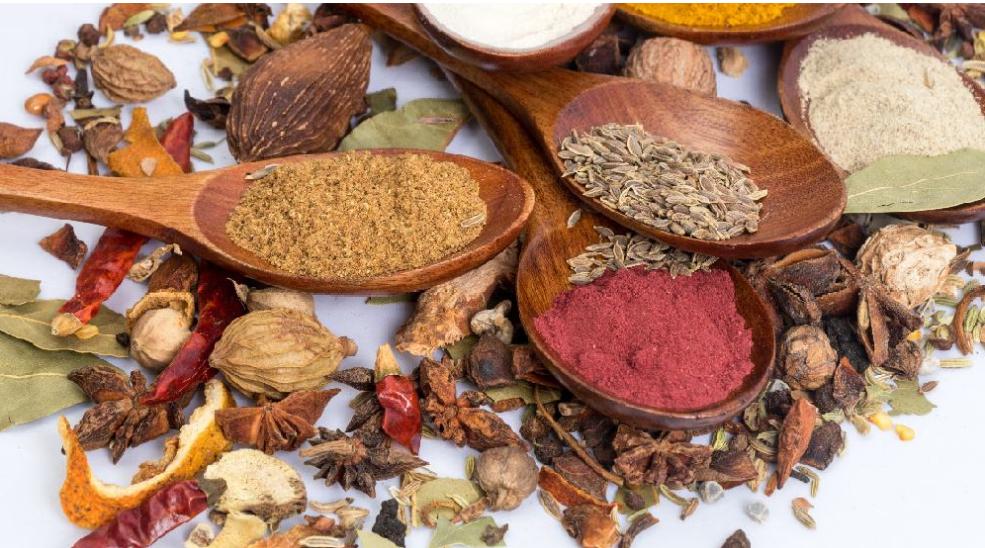 过年出国旅游去哪个国家好攻略,春节回国携带物品