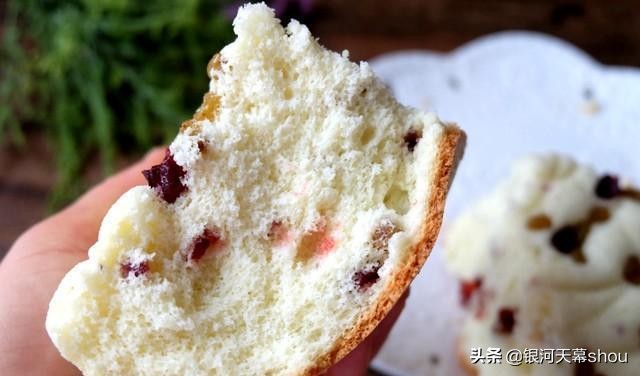 如何做蛋糕简易版无需烤箱电饭煲,电饭煲怎么做蛋糕不用牛奶蛋糕粉