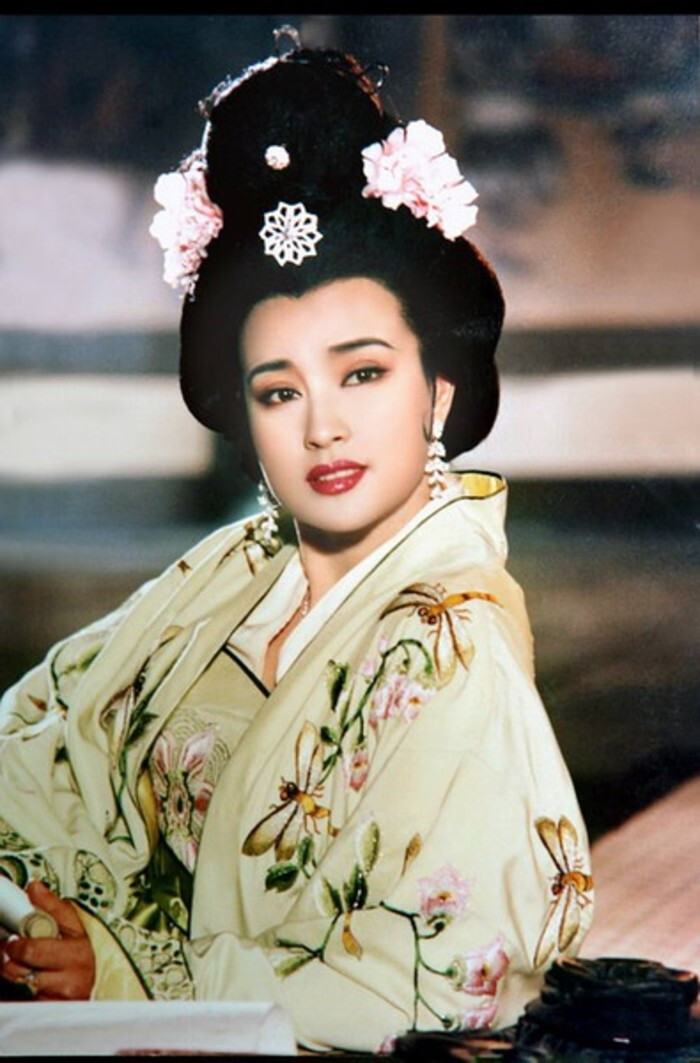 刘晓庆的四段婚姻与八段恋爱史,刘晓庆的四段婚姻八段恋情