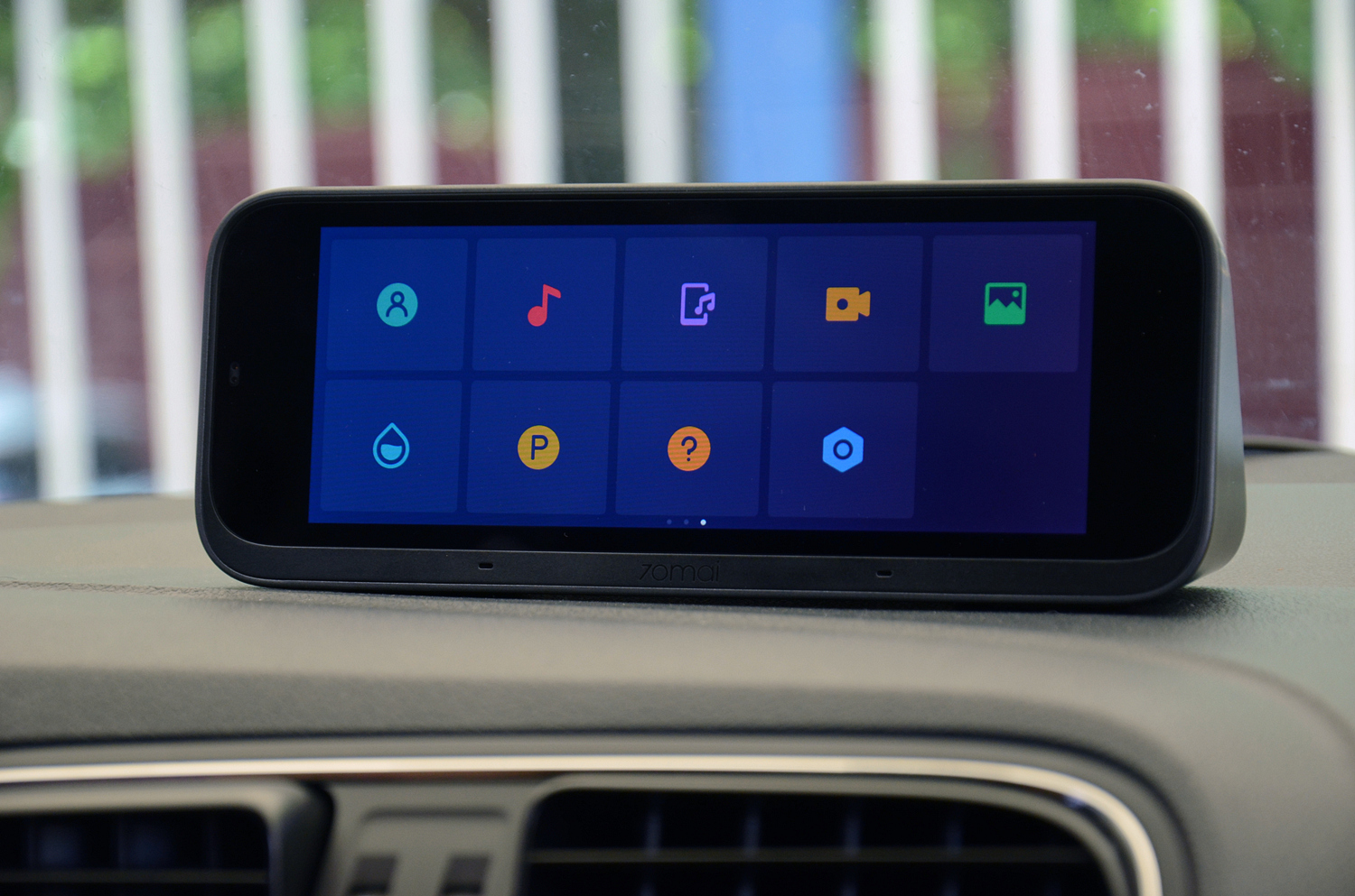 小米70迈“智能行车助手”评测，内置小爱同学，ADAS驾驶辅助