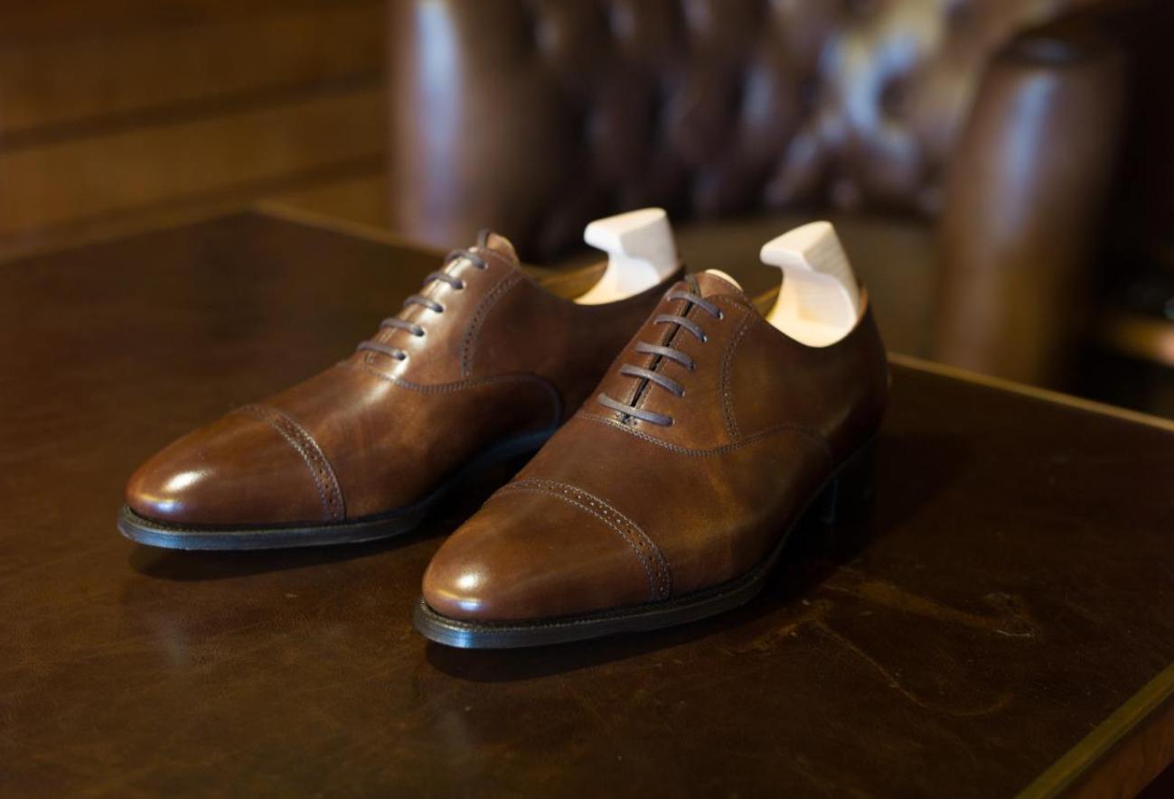 别再对皮鞋傻傻分不清楚了！男人必备的牛津鞋，该如何选择和搭配