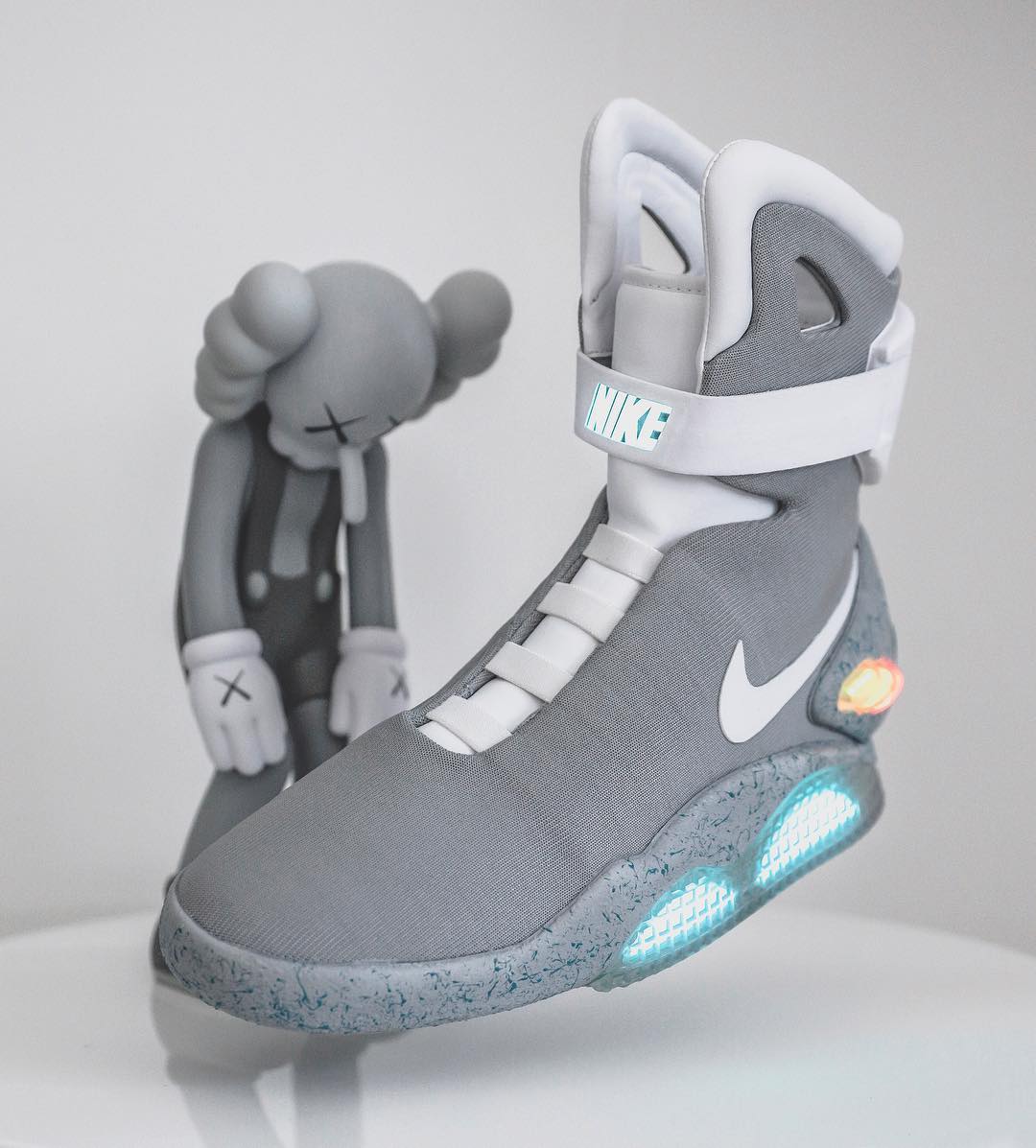 一双鞋能换北京二环一套房！这些「真天价鞋」你肯定没见过