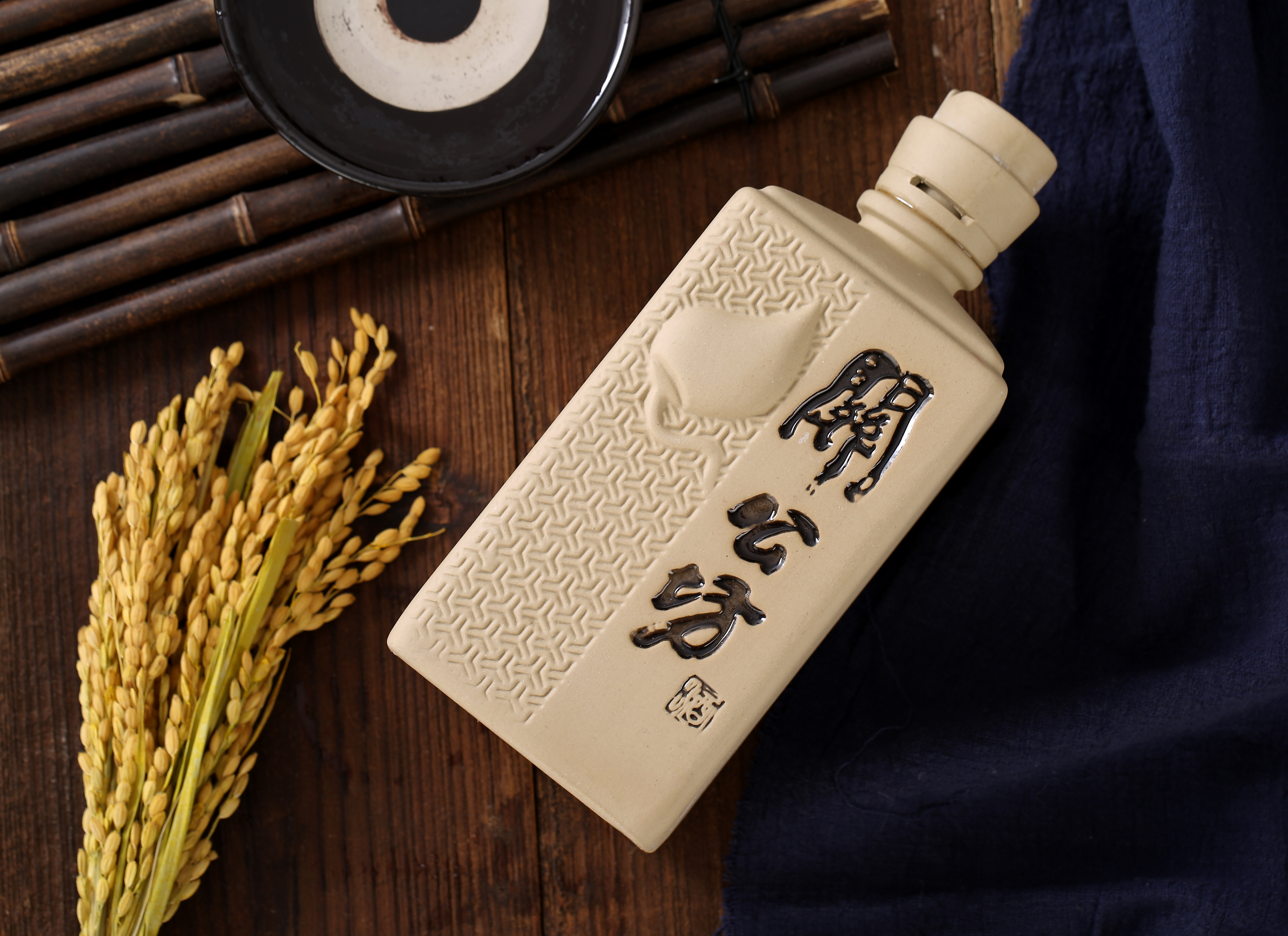 江湖、酒与生活,都流淌在关公坊的弥芳佳酿里