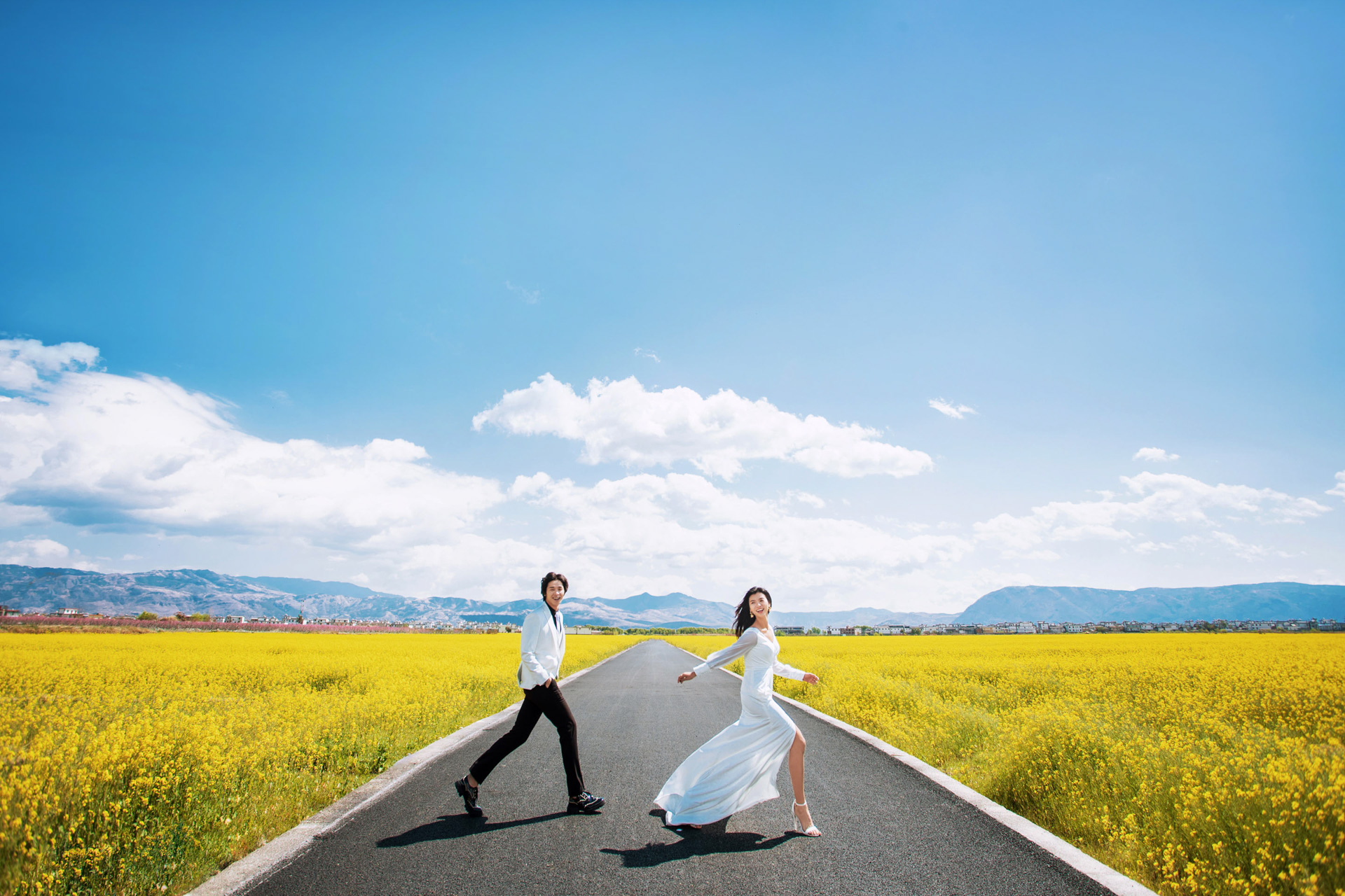 大理旅拍婚纱照前十名,云南大理旅拍婚纱工作室推荐报价