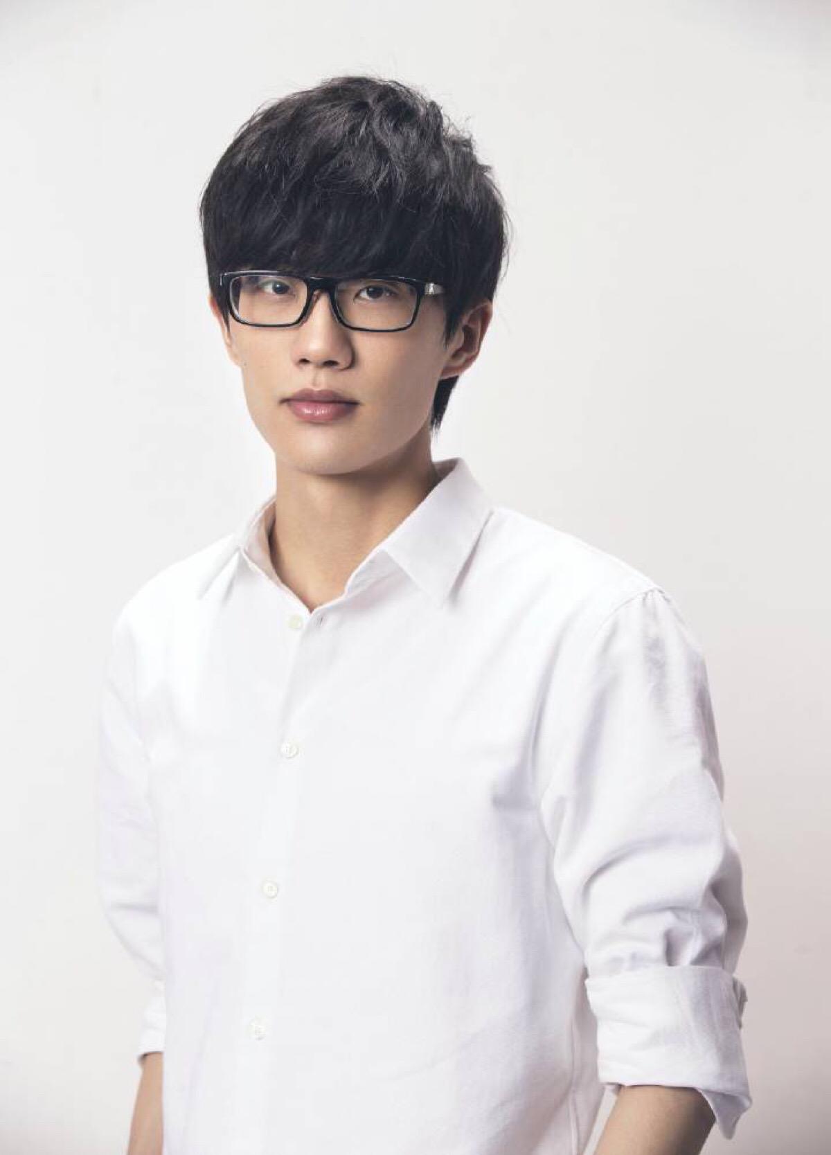 十年了许嵩凭什么还这么火,90年的许嵩到底有多火