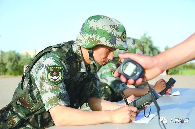 陆军强军精武标兵是几级表彰,陆军表彰10名优秀参谋军官标兵