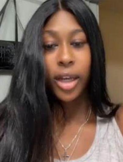 女子花2000网购衣服,女子网购华贵晚礼服