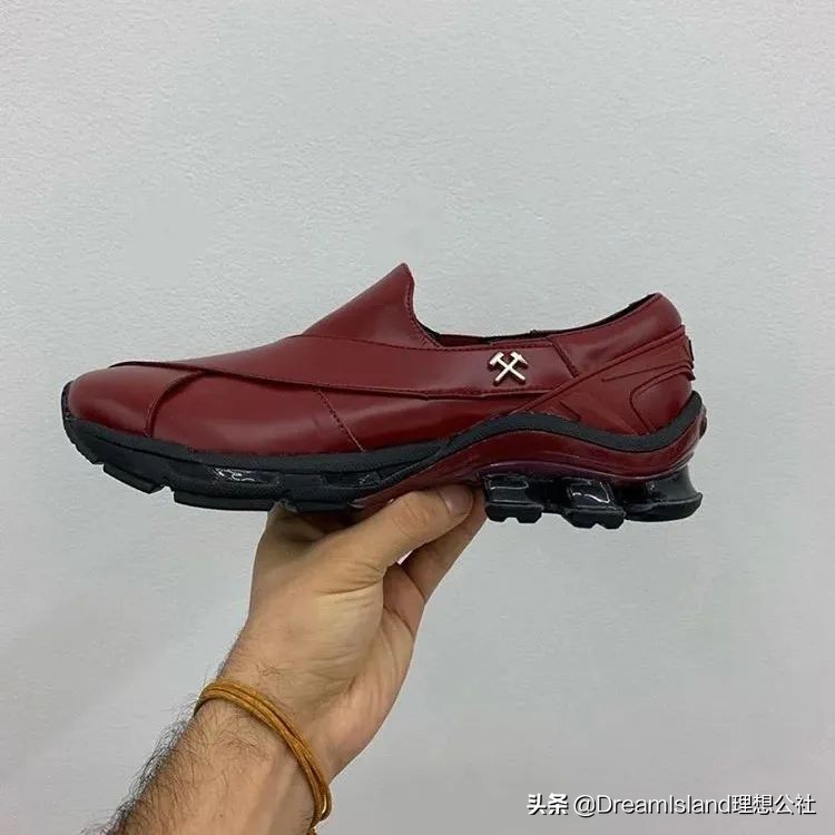 街拍白色乐福鞋,达妹街拍图文