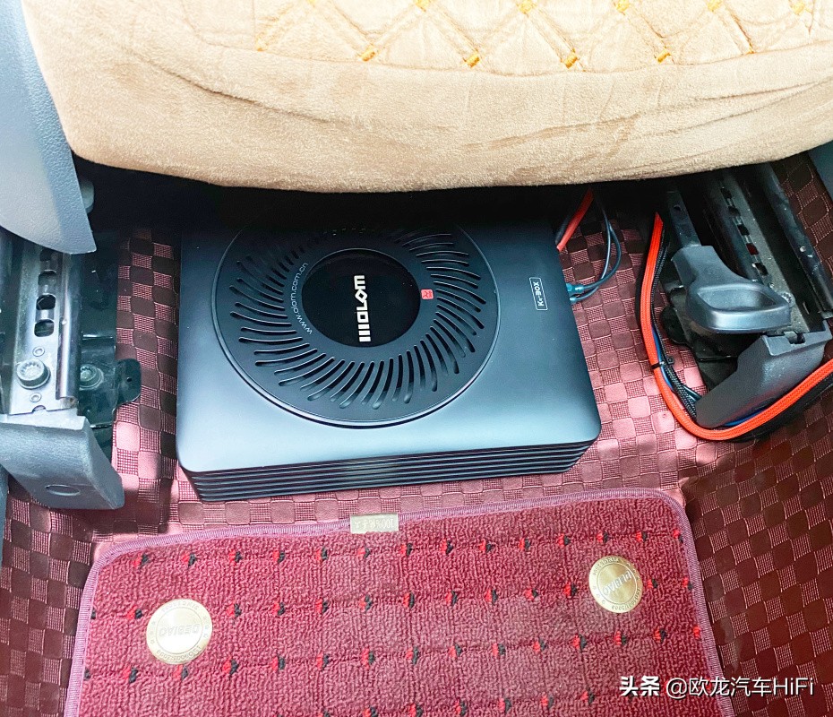 老款途安升级音响,2010款大众途安原车音响