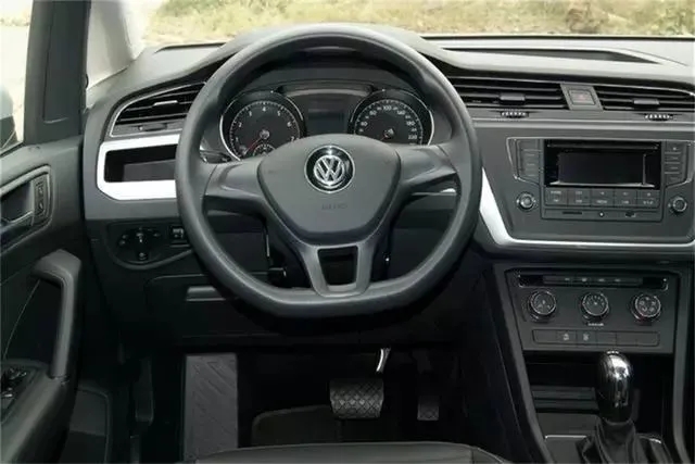 mpv车评人推荐值得买的,上海大众mpv途安