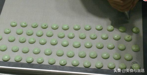 日销过万，上架就爆火的抹茶马卡龙，快跟日本西点大师学起来