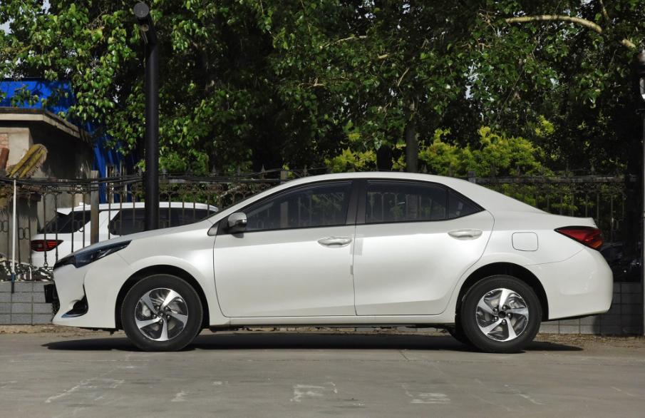 丰田雷凌cvt为什么会顿挫,雷凌双擎变速箱顿挫异响