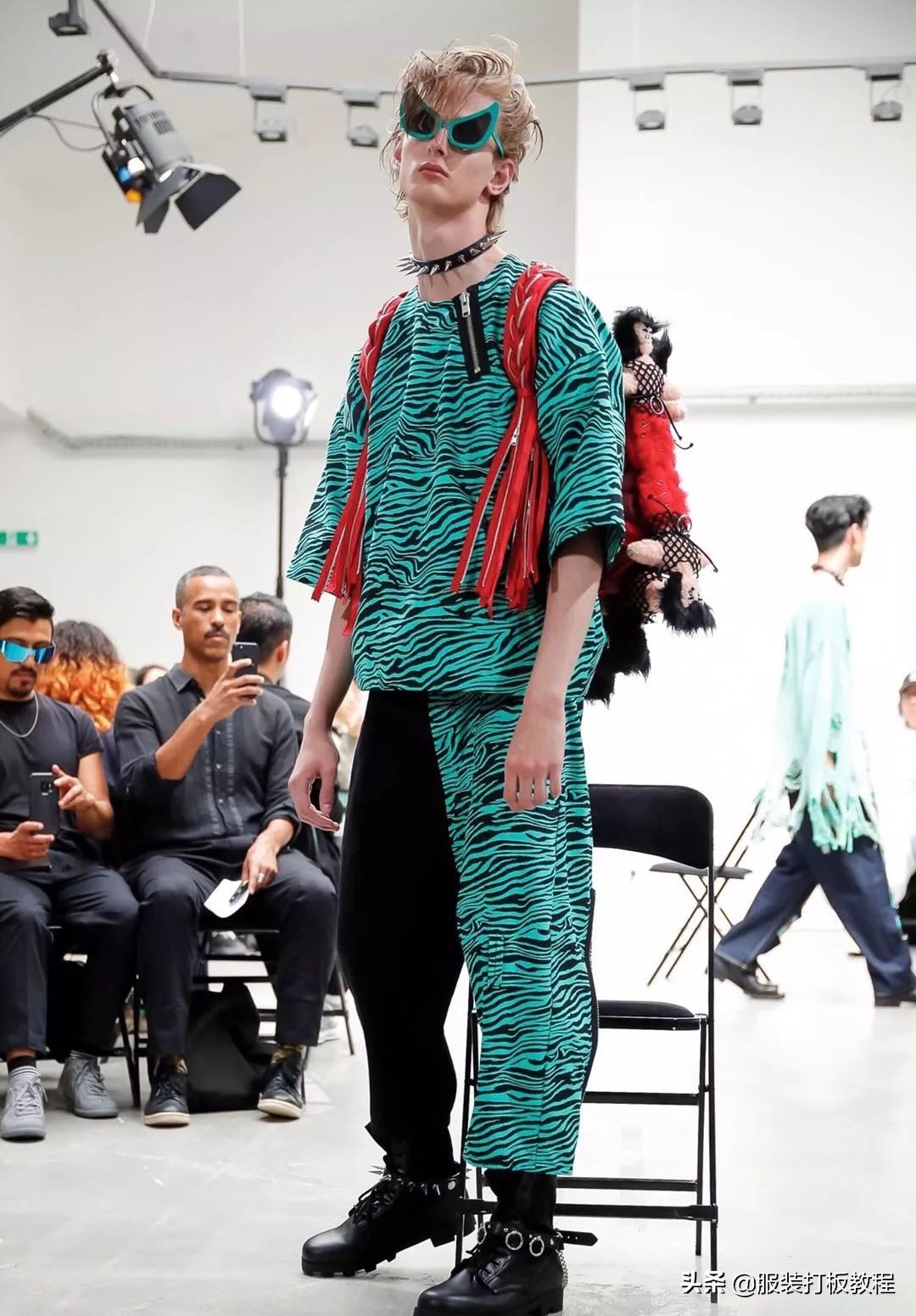 拼接设计潮流套装,拼接服装系列款式图大全