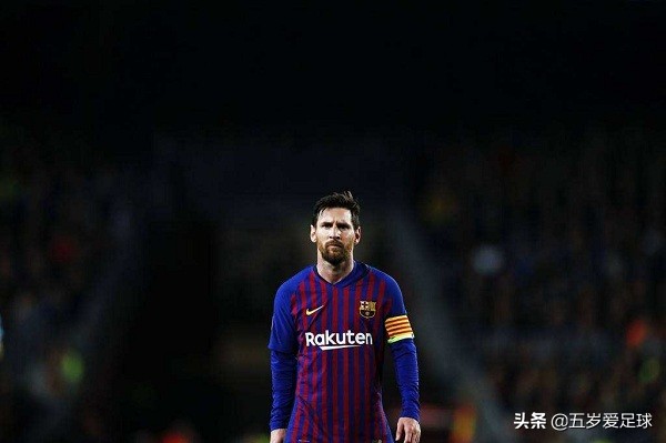 梅西神级任意球数据统计，距离球门28米，速度89Km/h快如火车！