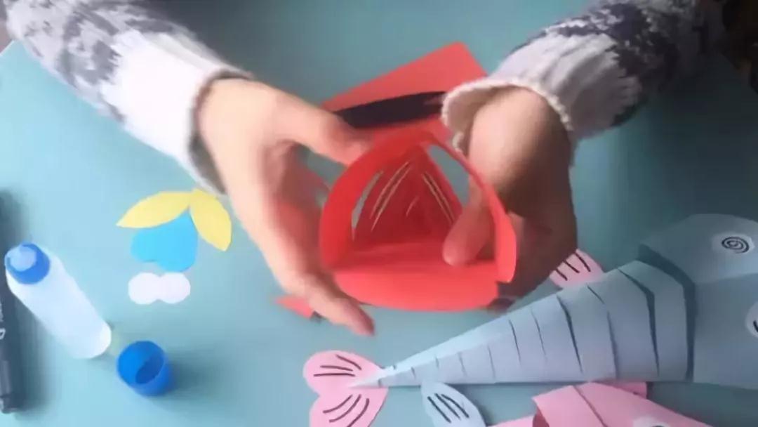 三角形卡通小鱼图片,彩色卡通小鱼图文