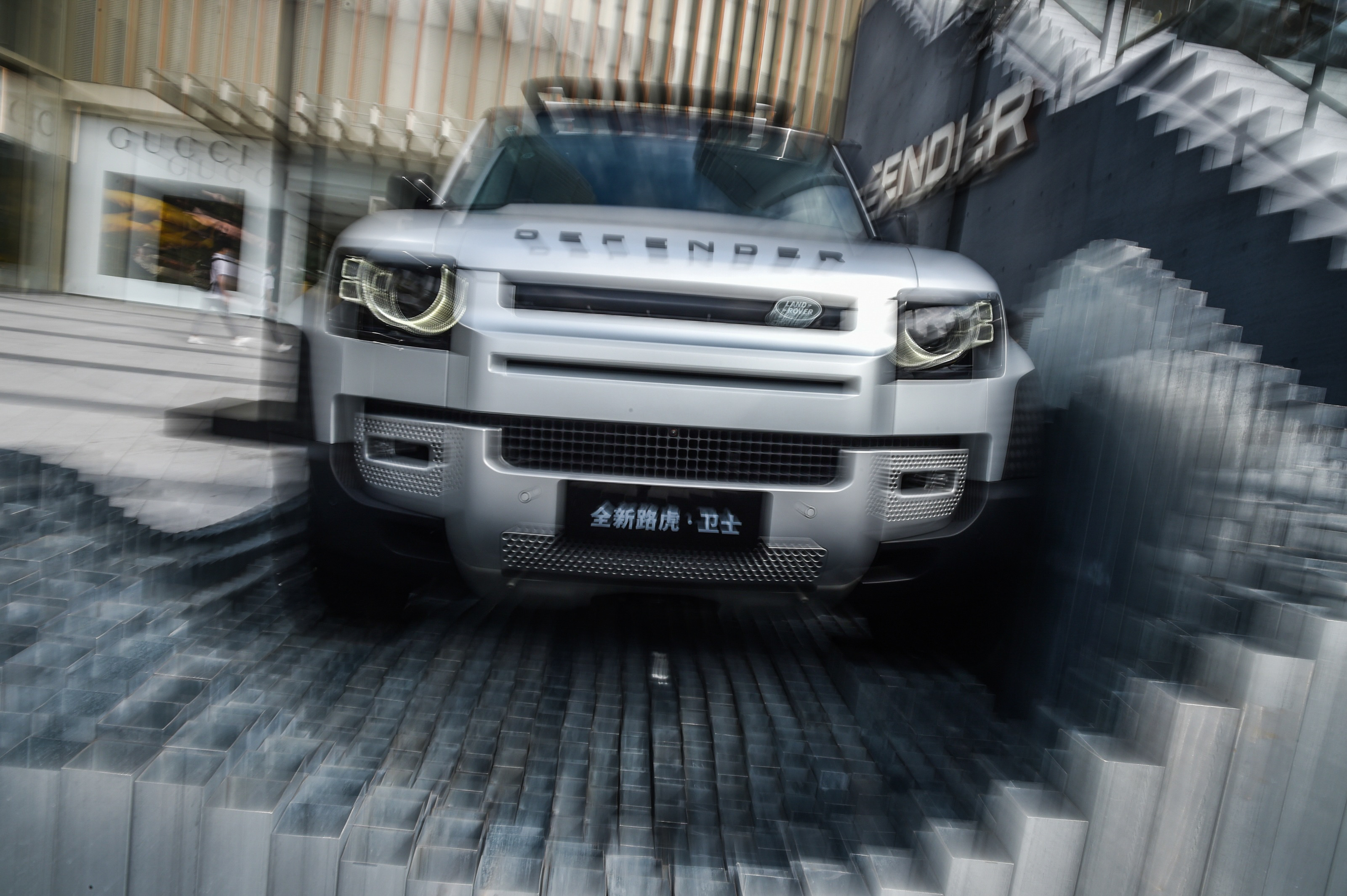 沉浸式体验路虎卫士旅行,深度体验路虎卫士