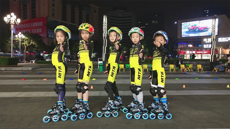 飞跃轮滑体验课,少儿轮滑体验精品课程