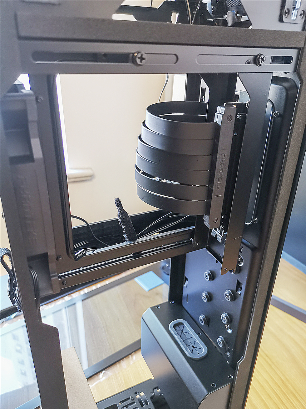 追风者217xe可以装几个硬盘,追风者pk217xe风道解析