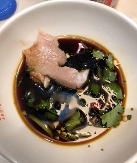 云南特色的蒸汽石锅鱼味道真不错,好吃的云南蒸汽石锅鱼