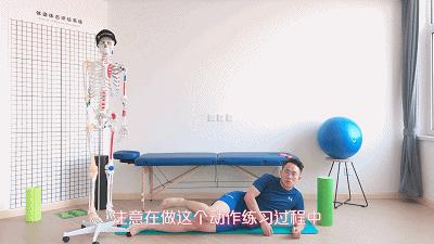 腰疼、腰突患者自我康复新疗法《牵引复位训练》，恢复腰椎功能