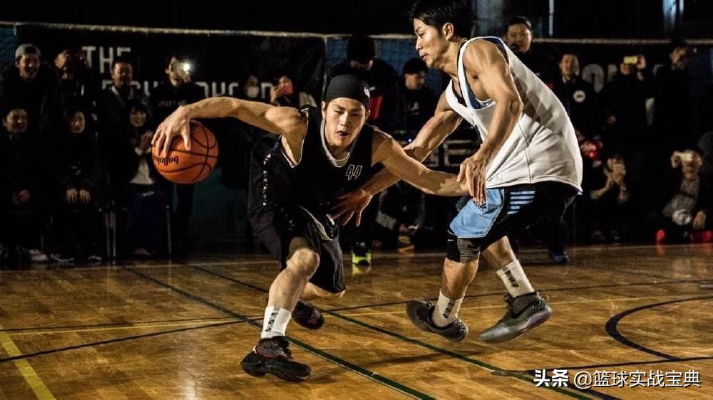 从零开始怎么练运球的视频教程,篮球教学胯下运球过人背后运球