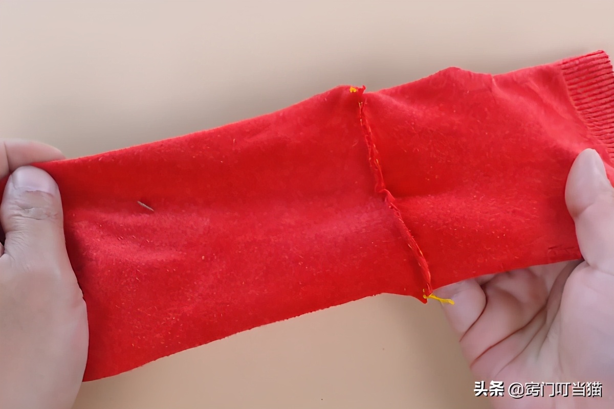 袜子破洞了要不要继续穿,袜子有洞要不要扔掉