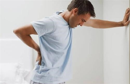 腰部突然疼痛是否有其它病变,腰部突然疼会是得了癌症吗